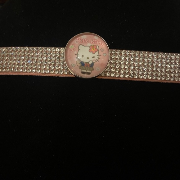Hello Kitty Bling Snap Button Bracelet - Picture 3 of 8